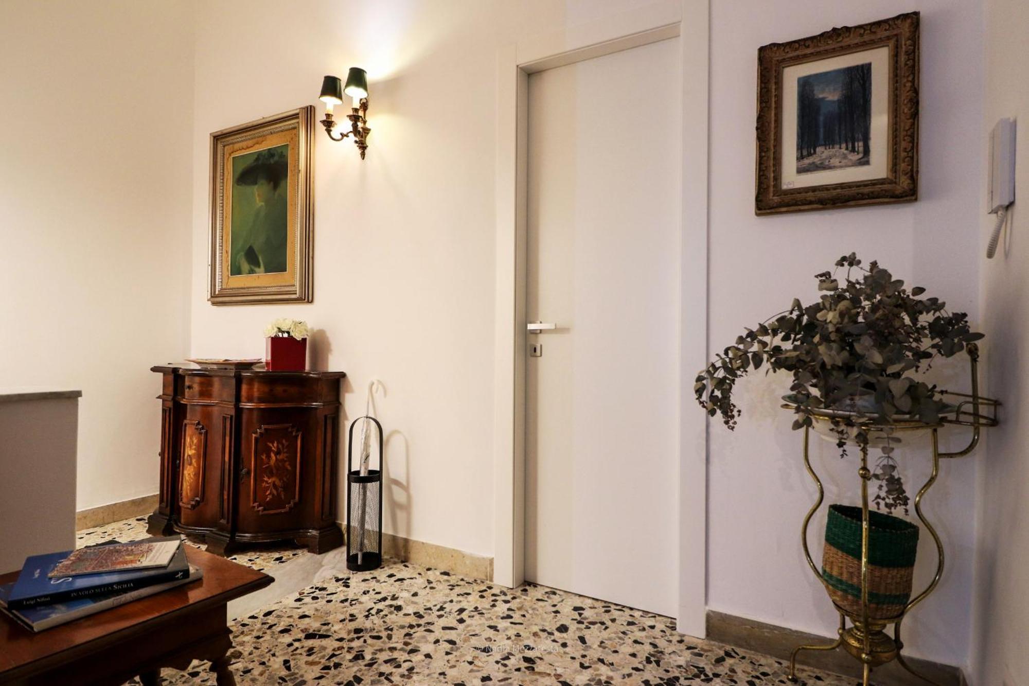 Casa Marele * Palermo
